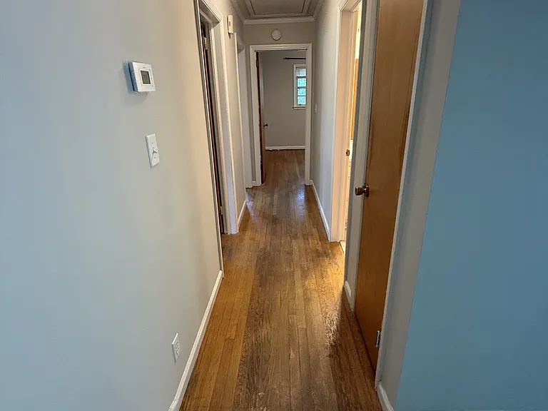 113 Midland Dr — Photo 8