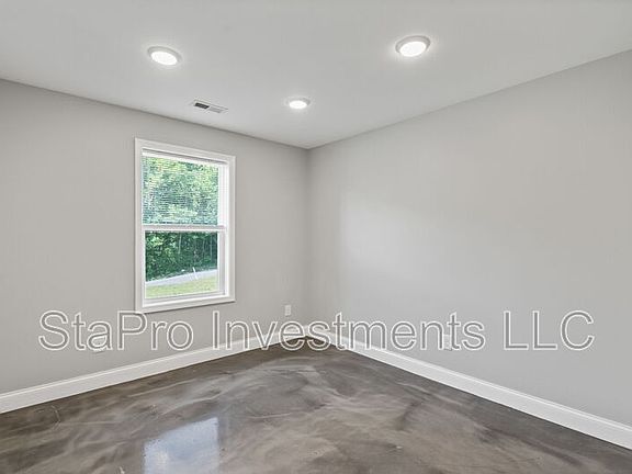 5th image of 73 McMurtry Rd