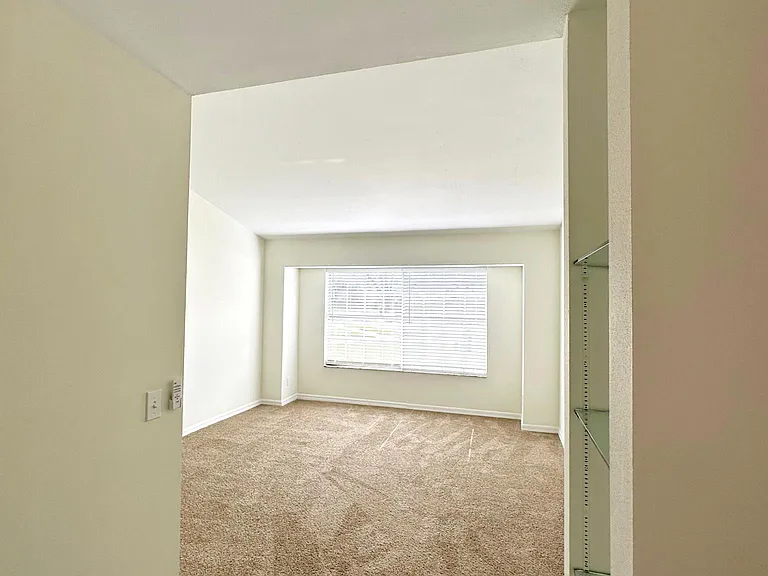 2018 Heatheroak Dr — Photo 11