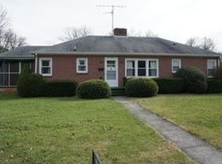 500 6th St, Radford, VA 24141