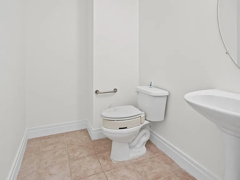 414 Water St #2903 — Photo 31