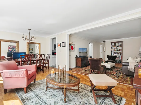 425 East 63rd Street E7H image 1 of 9
