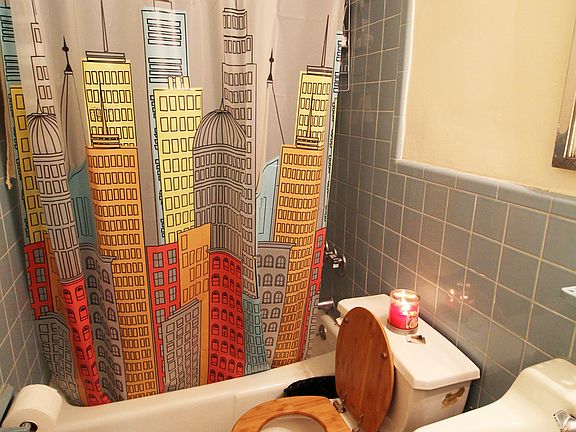 5th image of 136 W 80th St #4B
