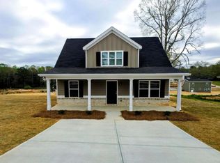 138 Charlotte Cir, Statham, GA 30666