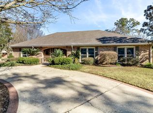 201 Colonial Dr, Lafayette, LA 70506