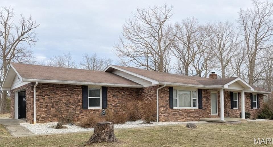 1st image of 5426 E Dix Irvington Rd