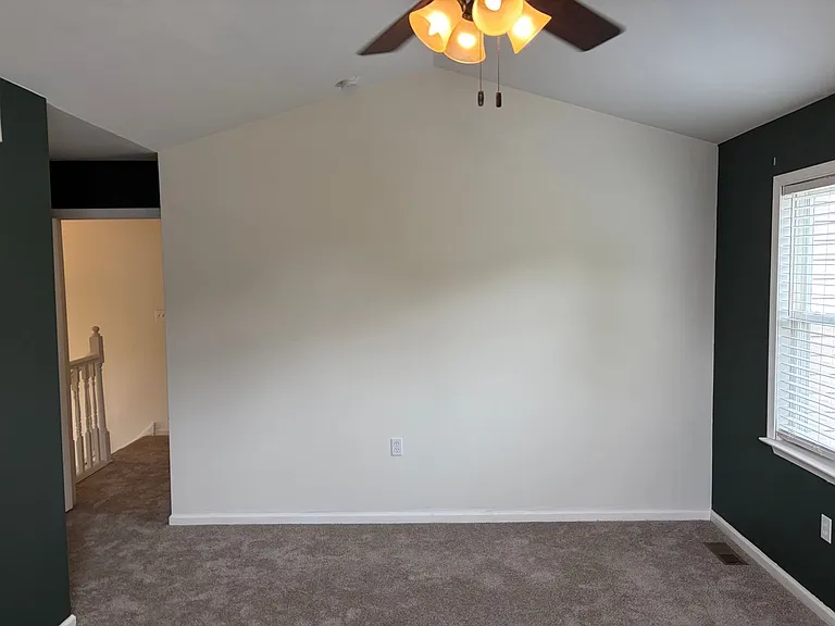 555 Upland St — Photo 18