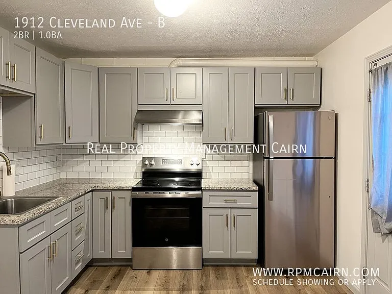 1912 Cleveland Ave #B — Photo 6