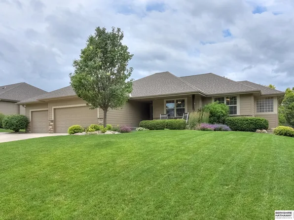 4204 N 154th Ave, Omaha, NE 68116