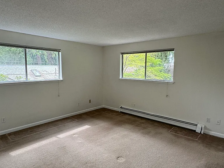 10647 Sand Point Way NE — Photo 14