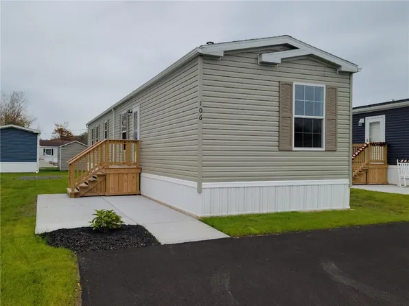 106 Briarwood Dr, Weedsport, NY 13166