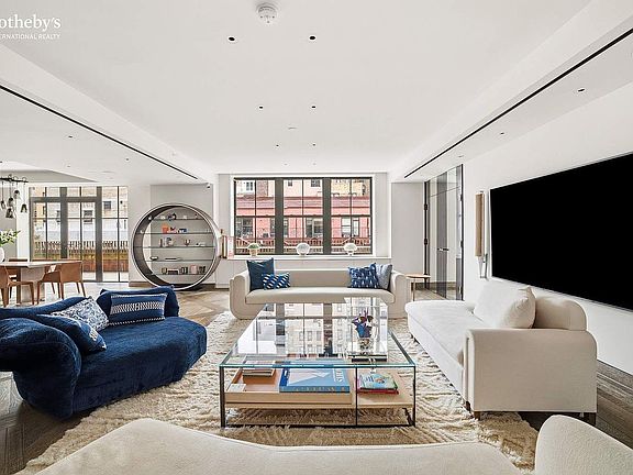 3rd image of 111 W 57th St APT 12N