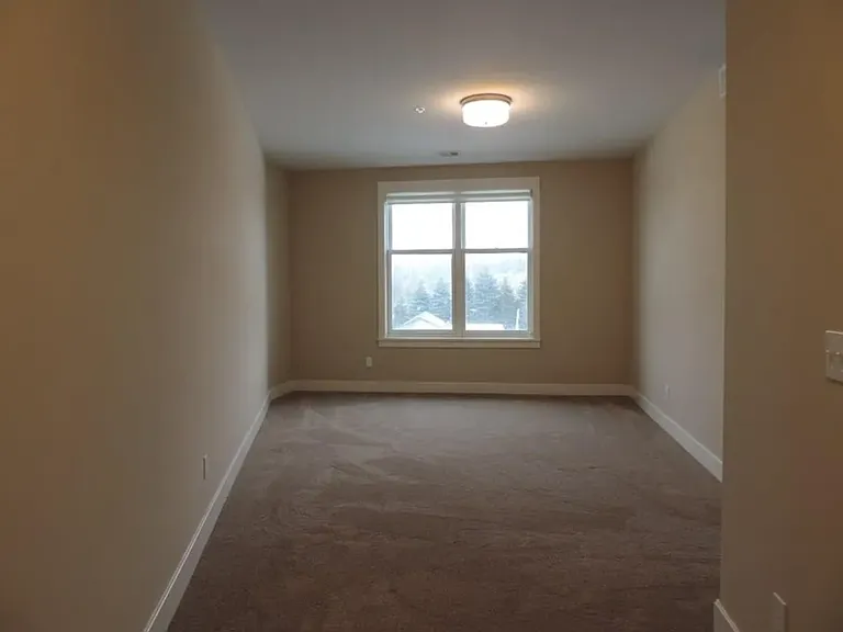 83 E Church St #111 — Photo 14