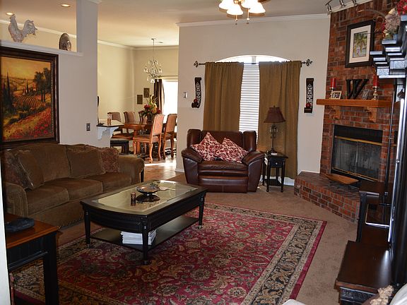 4th image of 728 SW 156th Pl