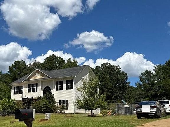 2nd image of 1424 Cowan Rd