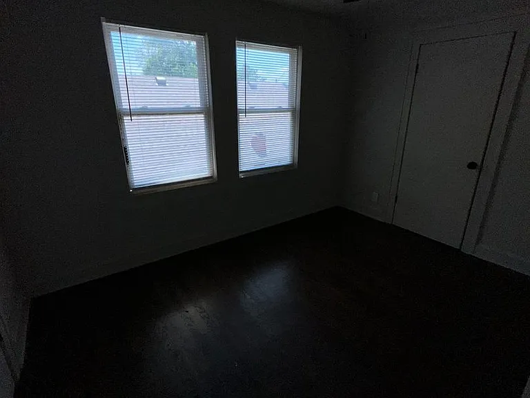 2217 Drury Ave — Photo 13