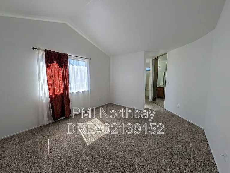 317 Ridgecrest Cir — Photo 10