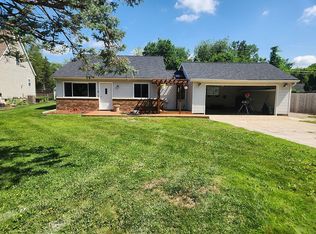 7359 Longworth Dr, Brighton, MI 48116