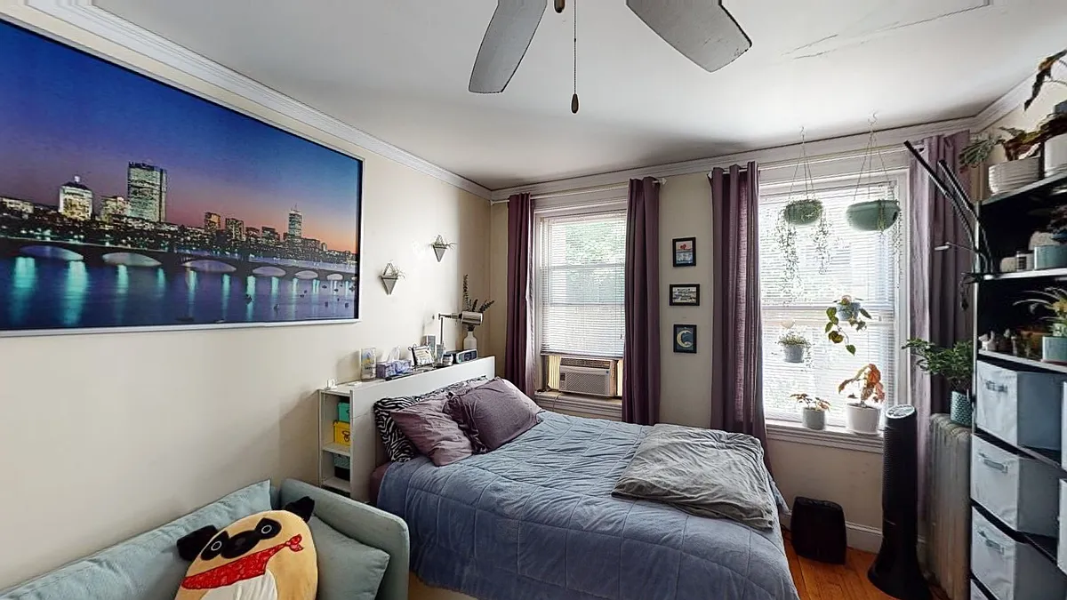 Building Photo - 33 Walbridge St #11