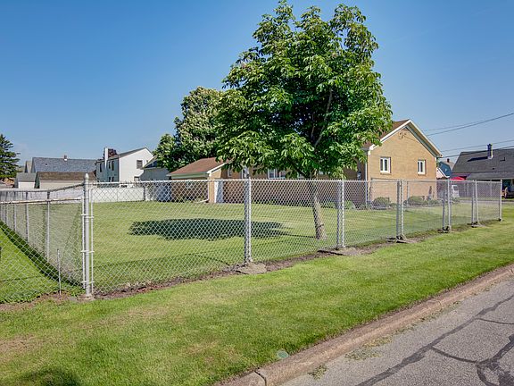 3rd image of 6 Keever Ave