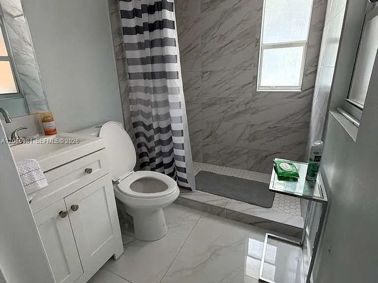 20302 NW 39th Ct — Photo 18