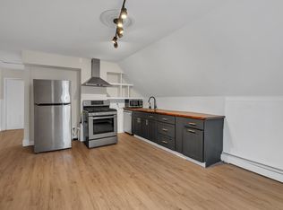 77 Vinton St #3, Providence, RI 02909