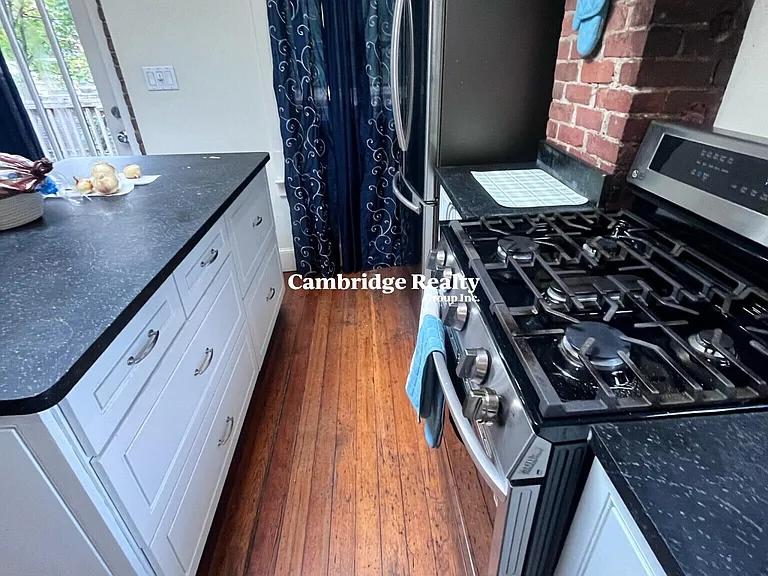 151 Highland St #2T — Photo 2