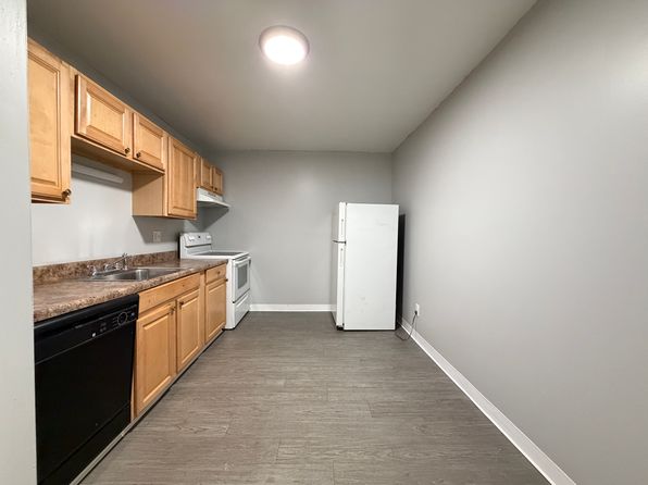 258 Eastern Ave #3