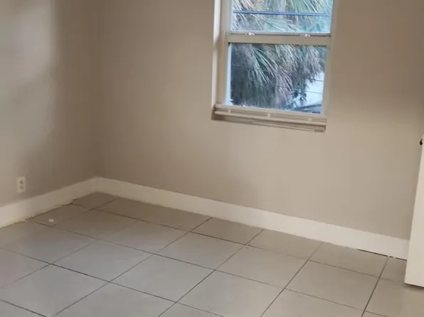 1104 State St #C, West Palm Beach, FL 33407