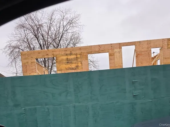 525 Oceanpoint Avenue, Cedarhurst, NY 11516