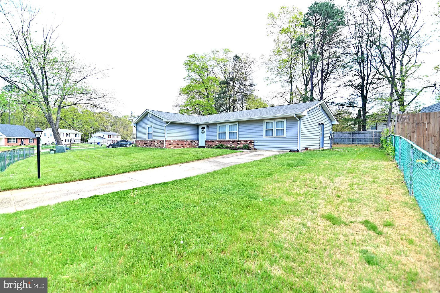 1215 Adams Rd photo 1