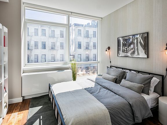 5th image of 507 W 28th St Ph 22