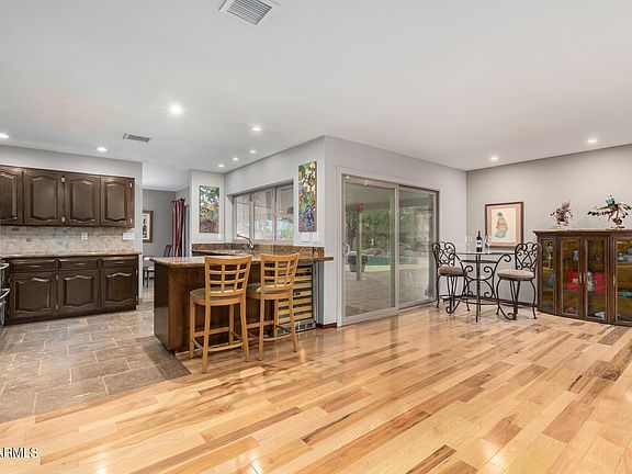 5th image of 5821 S ALDER Drive