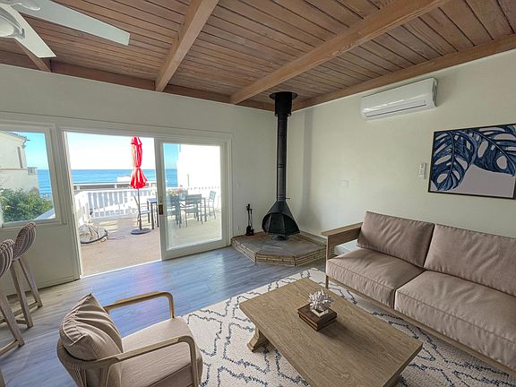 3rd image of 1417 N Ocean Dr #2