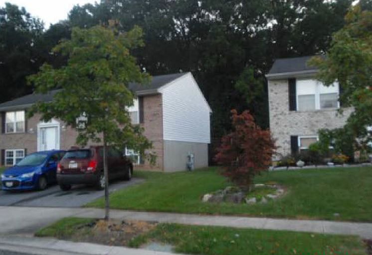 2nd image of 1114 Rosanda Ct