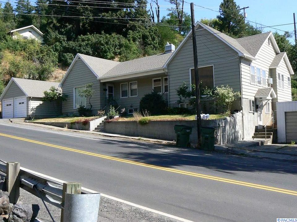 1st image of 206 E Canyon St