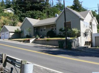 206 E Canyon St, Colfax, WA 99111