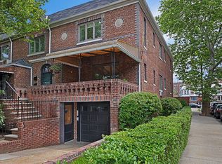 23 Micieli Pl, Brooklyn, NY 11218