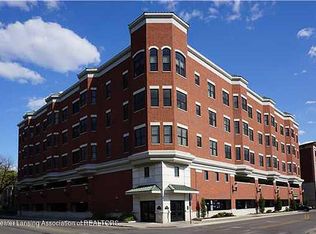 600 Albert Ave APT 418, East Lansing, MI 48823