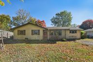 Allen Dr-S2410-001.jpg