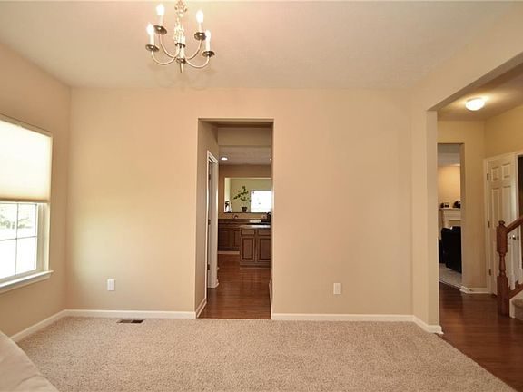 4th image of 6785 Branches Dr