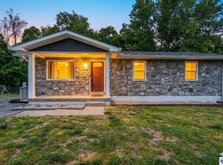 801 Charlene Dr, Vine Grove, KY 40175