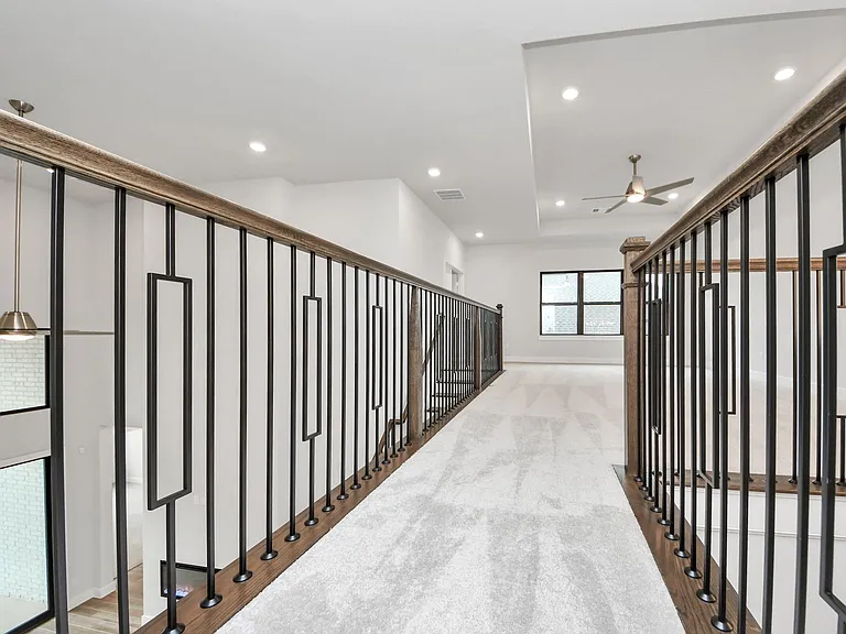 26907 Southwick Valley Ln — Photo 32