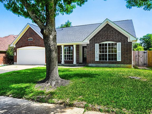 3rd image of 8221 Manx Dr