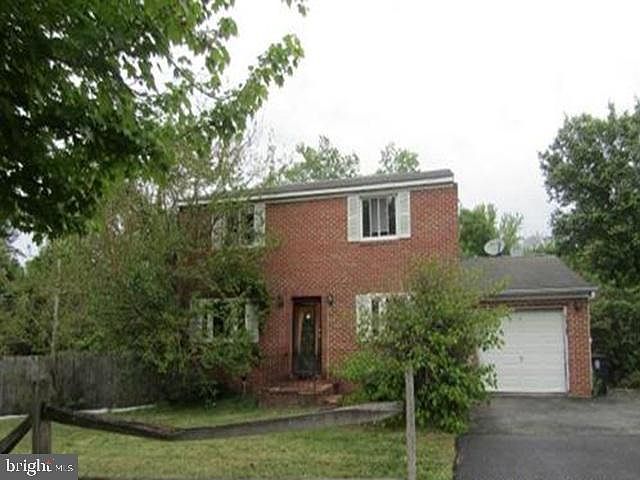 1st image of 4700 Megan Dr