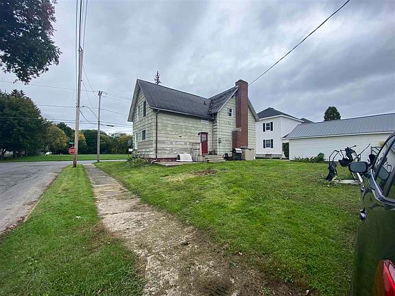 4th image of 52 Beach St