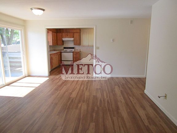 3rd image of 3006 Willamette St APT 1