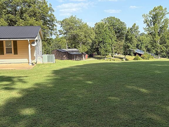 2nd image of 1180 Oak Grove Rd