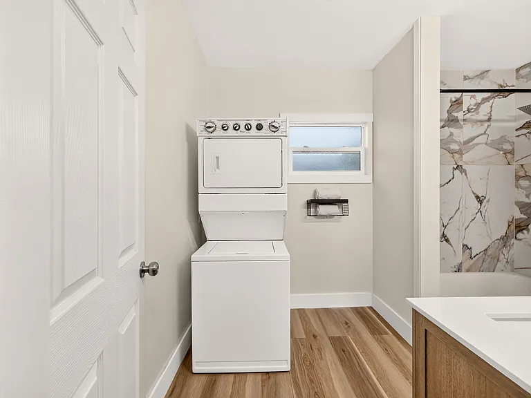 705 NW 64th Pl — Photo 37