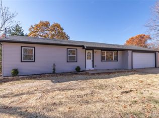 3704 E Four Ridge Rd, Imperial, MO 63052